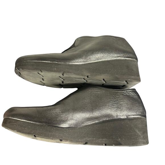 Thierry Rabotin Black Leather Wedge Shoes EU 38 US 7.5 Comfort soft - Picture 11 of 11